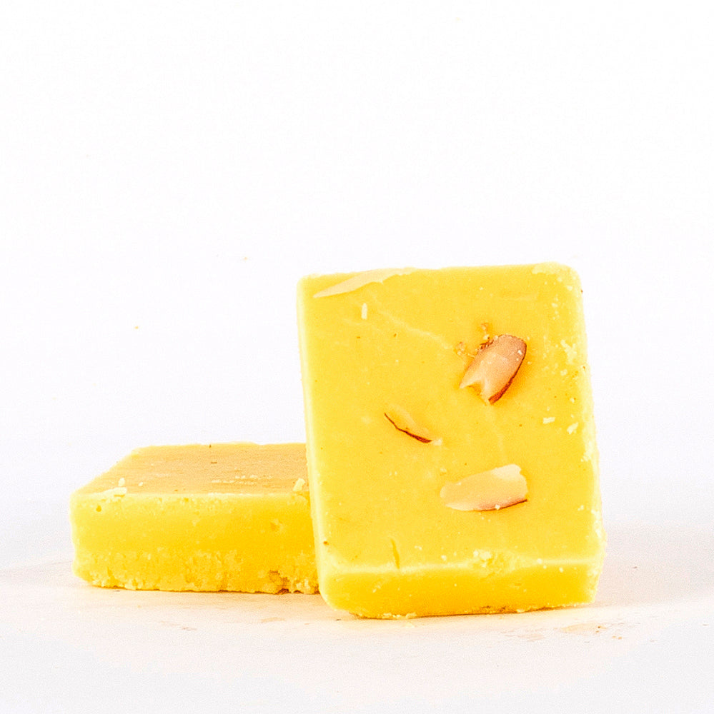 CREAM BURFI